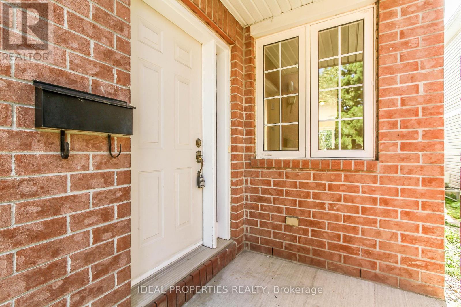 418 Beatrice Drive, Ottawa, Ontario  K2J 4W9 - Photo 4 - X13627856