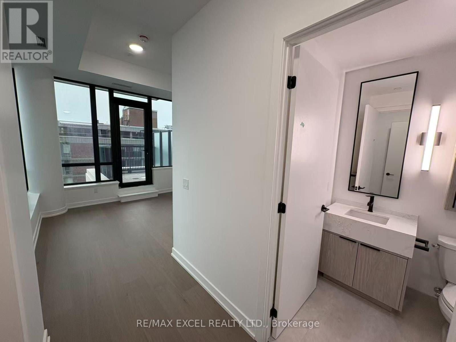 817 - 89 Montclair Avenue, Toronto, Ontario  M5P 0B1 - Photo 2 - C13627858