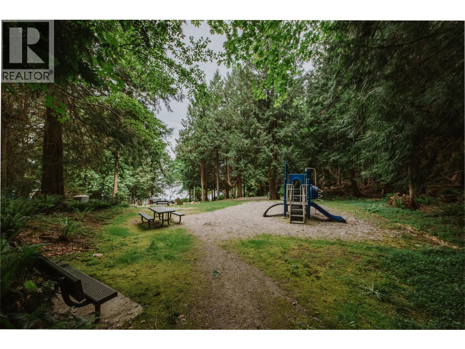 6950 Porpoise Drive, Sechelt, British Columbia  V7Z 0C8 - Photo 30 - R3151789