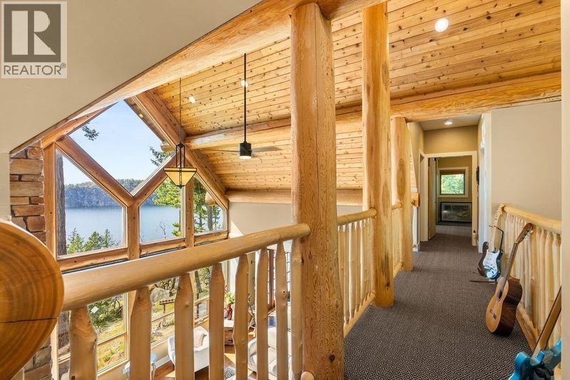 13543 Sakinaw Drive, Garden Bay, British Columbia  V0N 1S1 - Photo 24 - R3151792