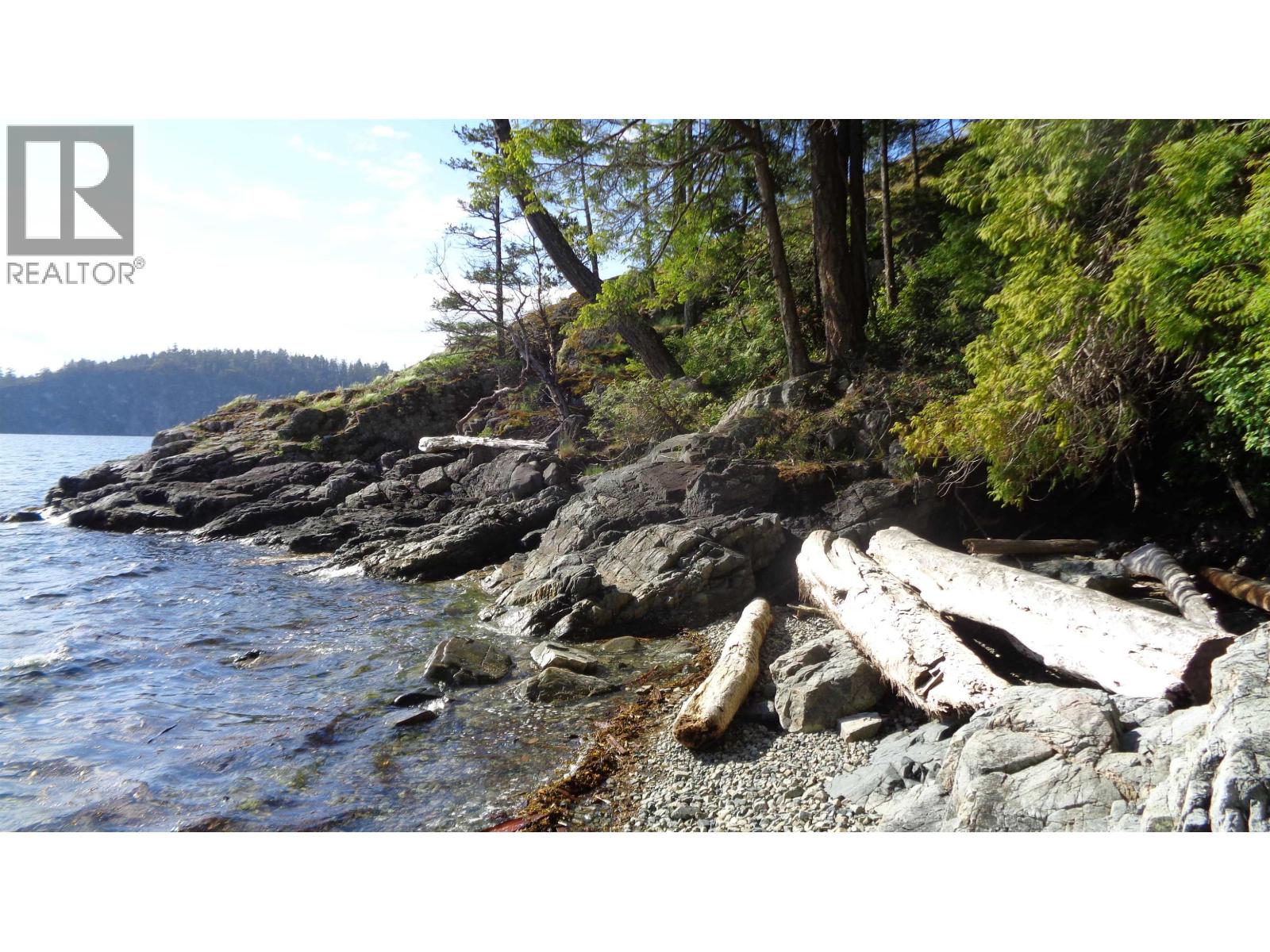 13543 Sakinaw Drive, Garden Bay, British Columbia  V0N 1S1 - Photo 40 - R3151792