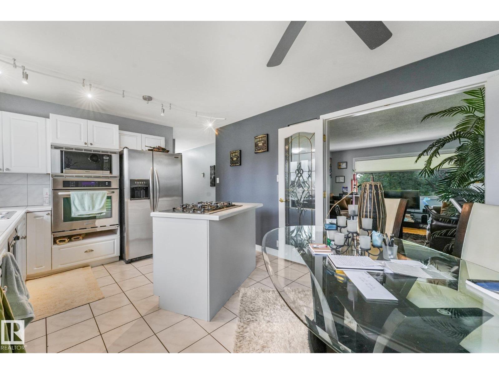 8712 137 Av NW, Edmonton, Alberta  T5E 1Y4 - Photo 11 - E4501724