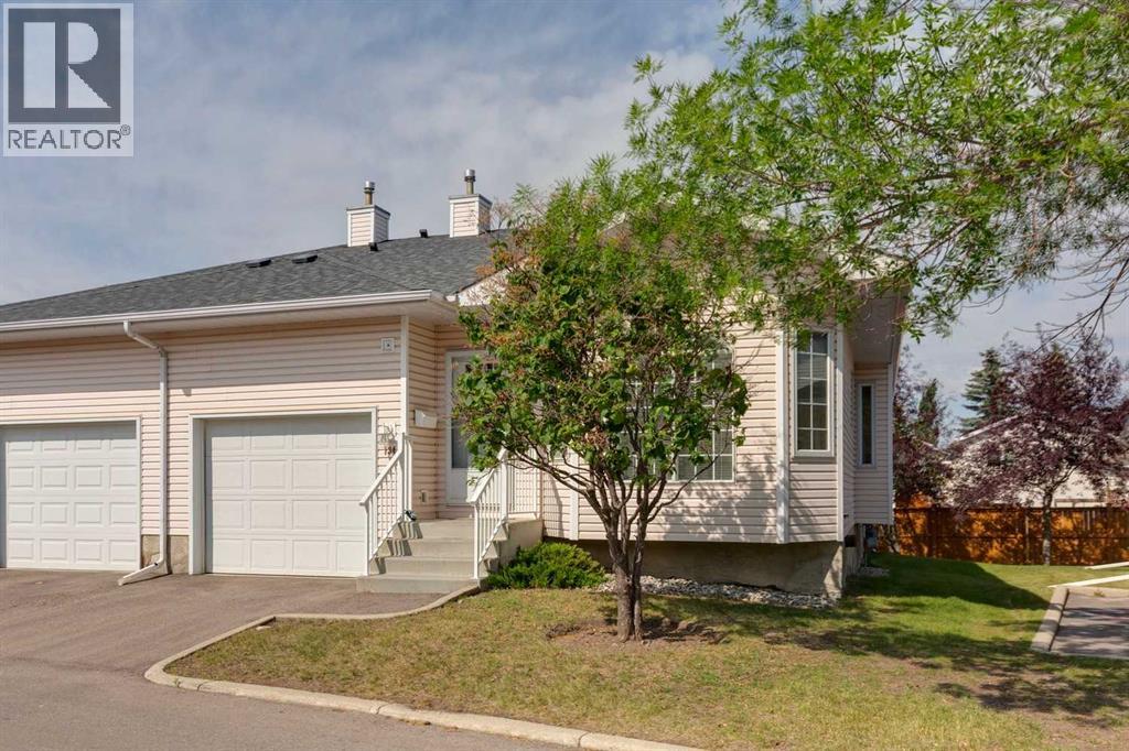 134 Hawkstone Manor NW, Calgary, Alberta