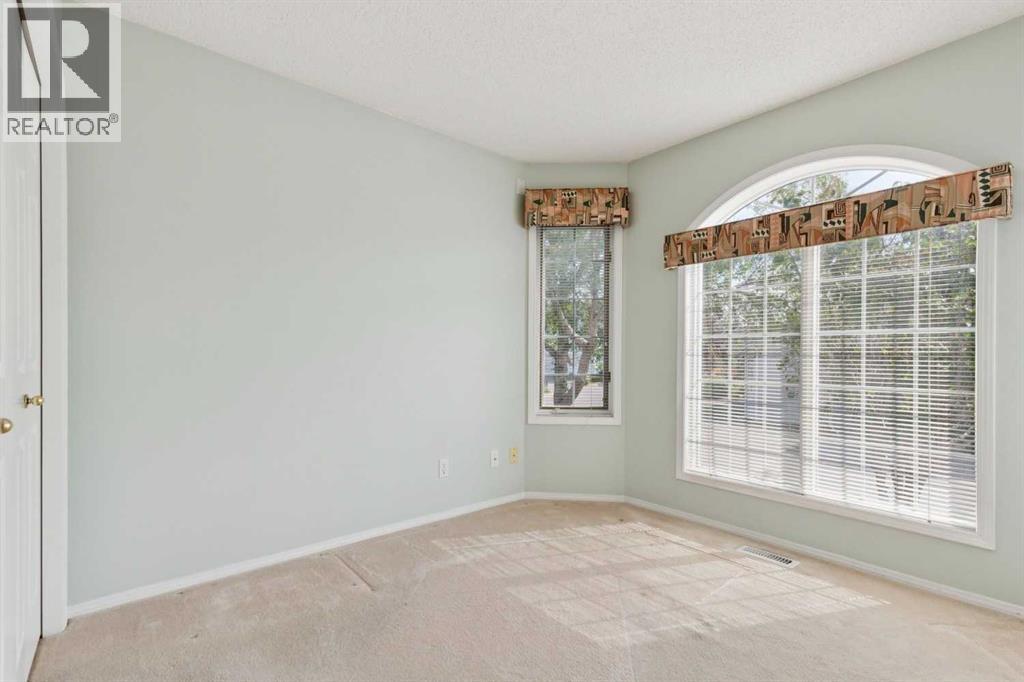 134 Hawkstone Manor NW, Calgary, Alberta  T3G 3X2 - Photo 25 - A2332647