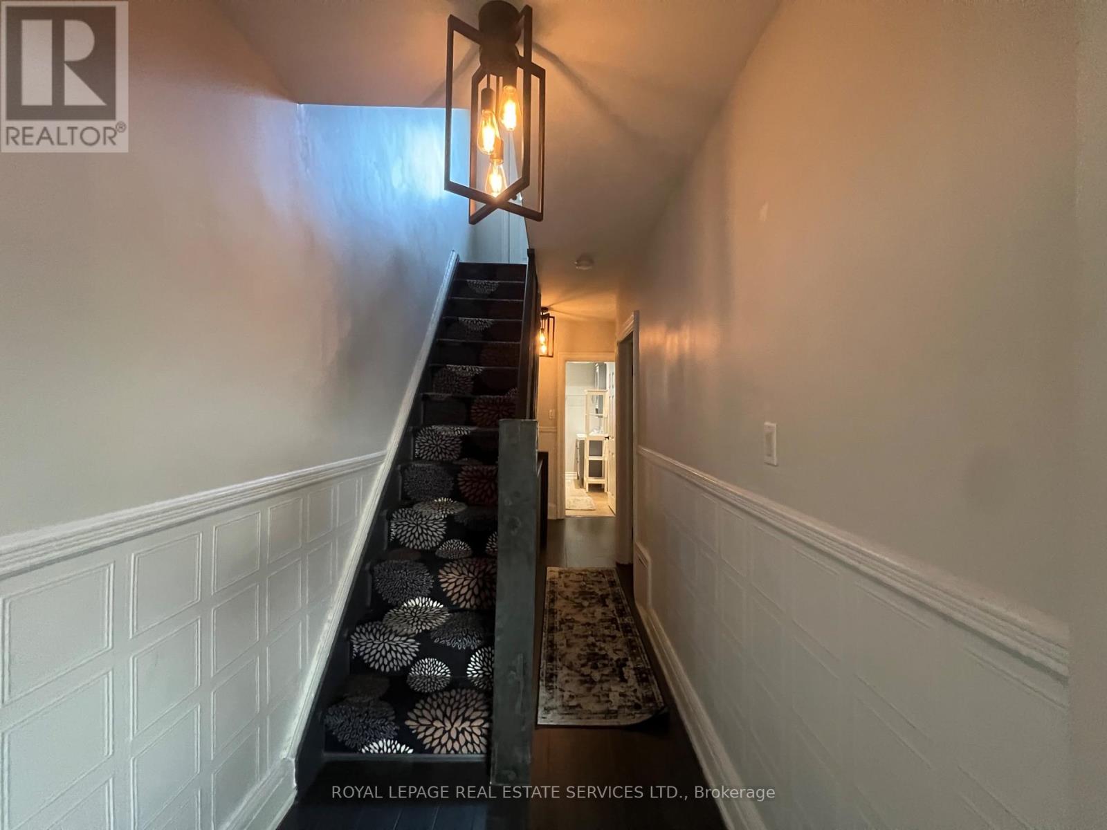 2nd Floor - 263 Grace Street, Toronto, Ontario  M6G 3A7 - Photo 10 - C13015226