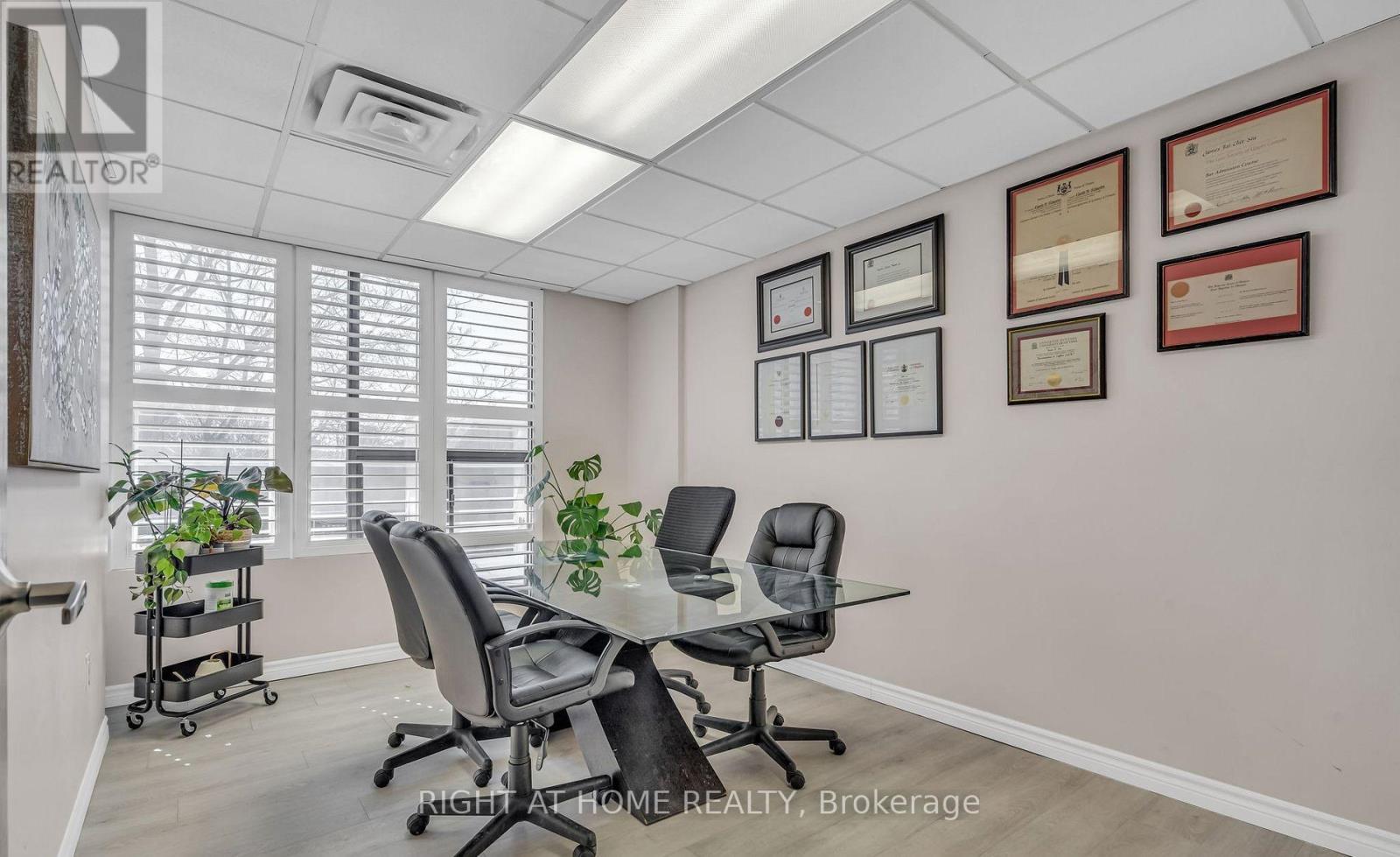 106 - 99 Holland Avenue, Ottawa, Ontario  K1Y 0Y1 - Photo 2 - X13072336
