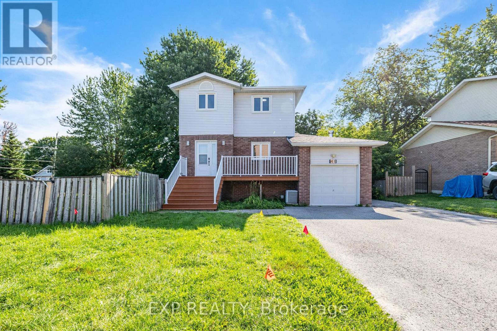 41 HODGINS AVENUE, Georgina, Ontario
