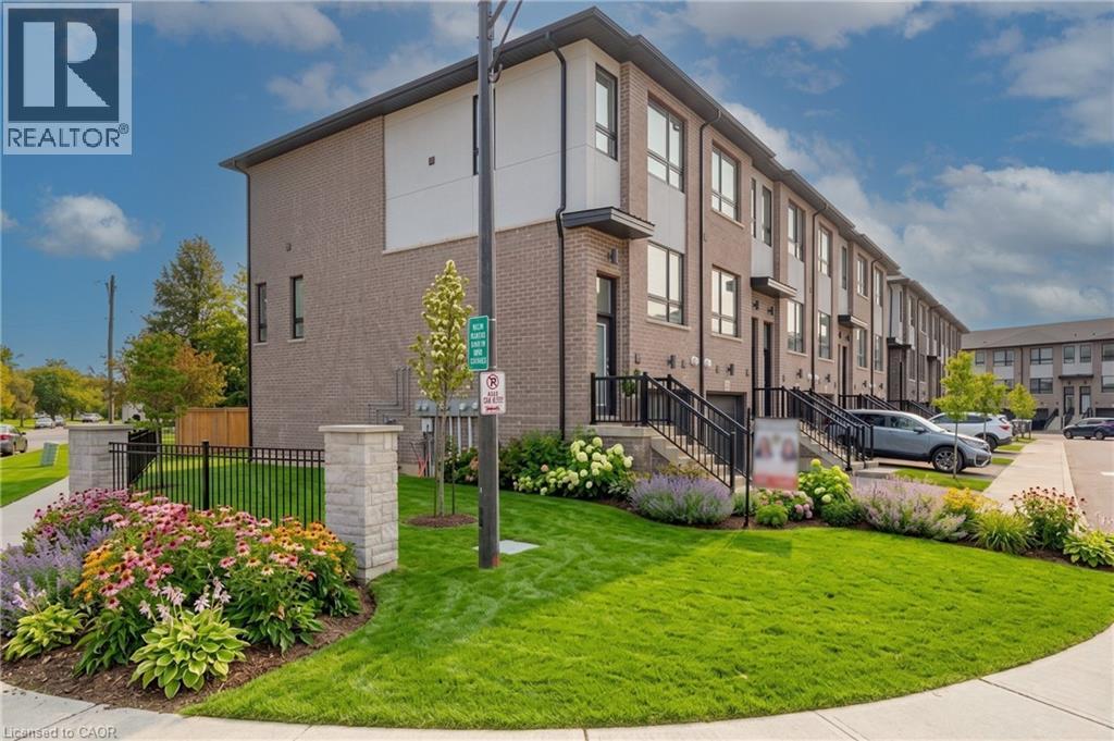 720 Grey Street Unit# 34, Brantford, Ontario  N3S 0K2 - Photo 3 - 40828163