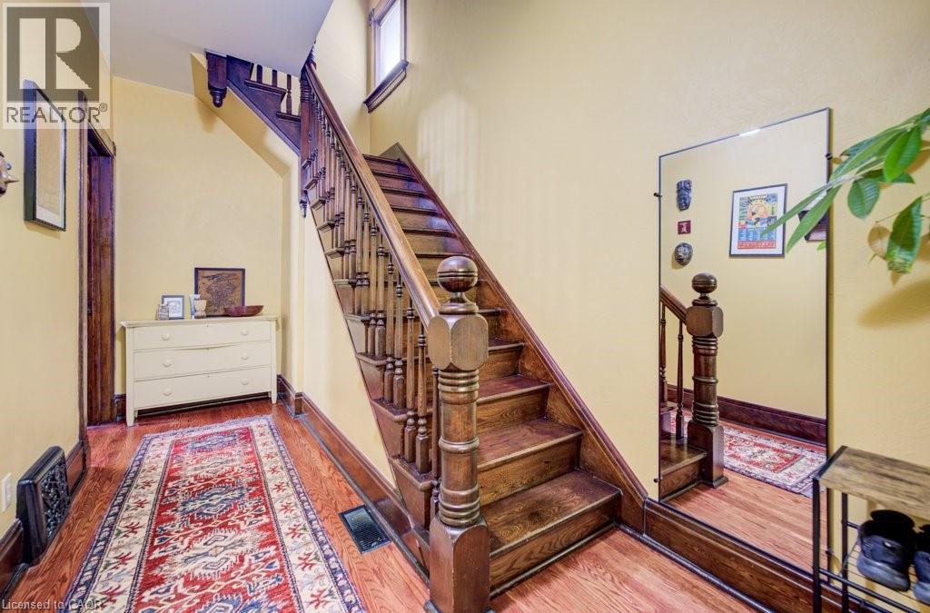 6 Tweed Street, Waterloo, Ontario  N2J 3E2 - Photo 8 - 40844772