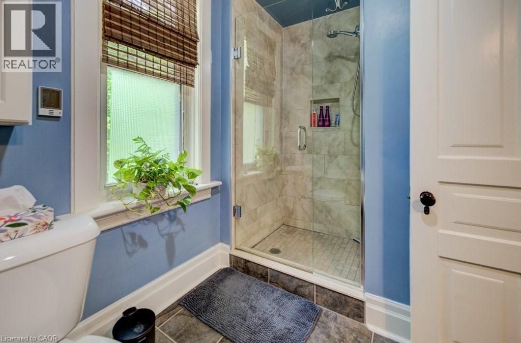 6 Tweed Street, Waterloo, Ontario  N2J 3E2 - Photo 32 - 40844772