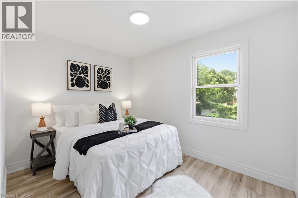 156 East 36th Street, Hamilton, Ontario  L8V 3Z4 - Photo 18 - 40851836