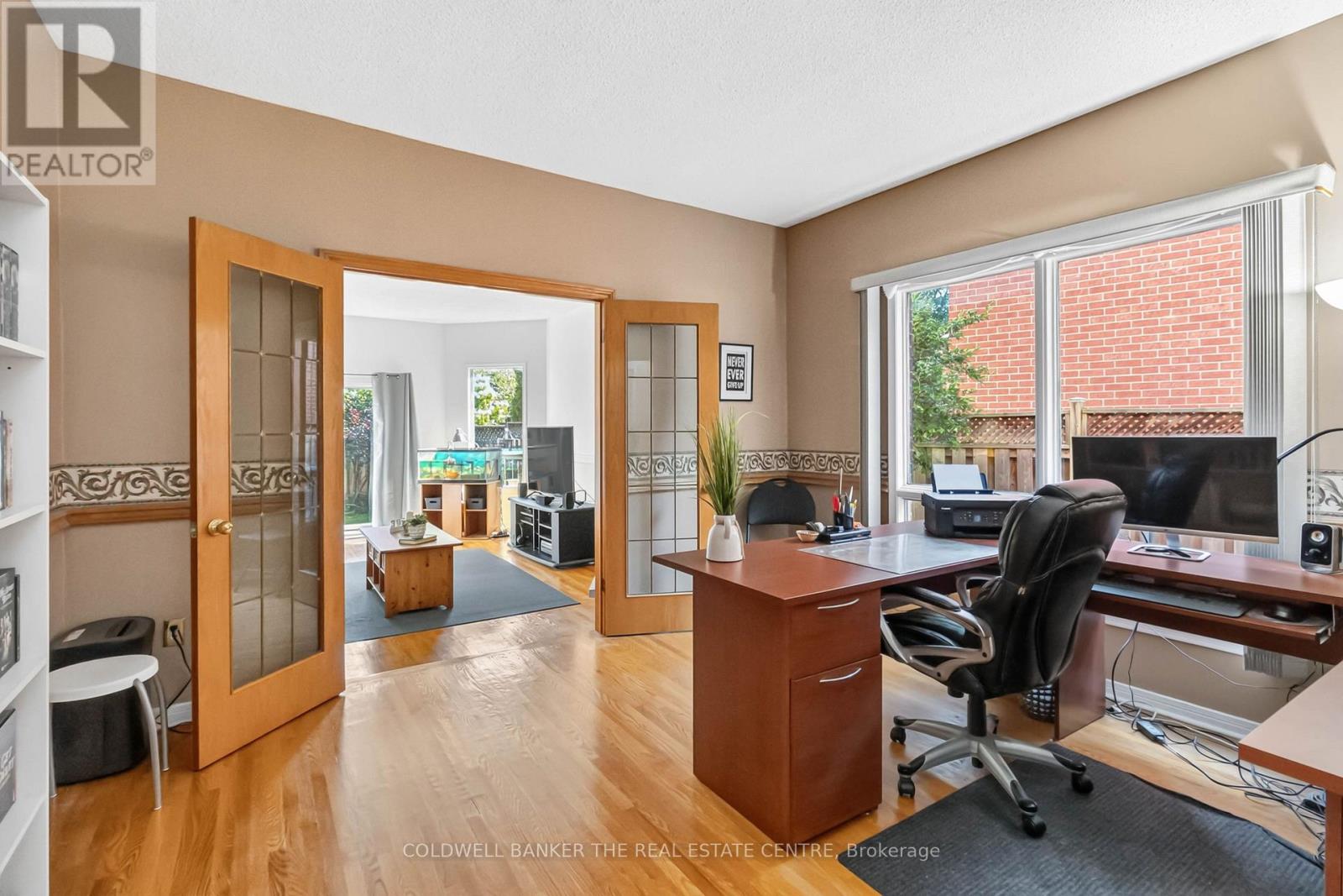 2040 Markle Drive, Oakville, Ontario  L6H 3T3 - Photo 17 - W13627876
