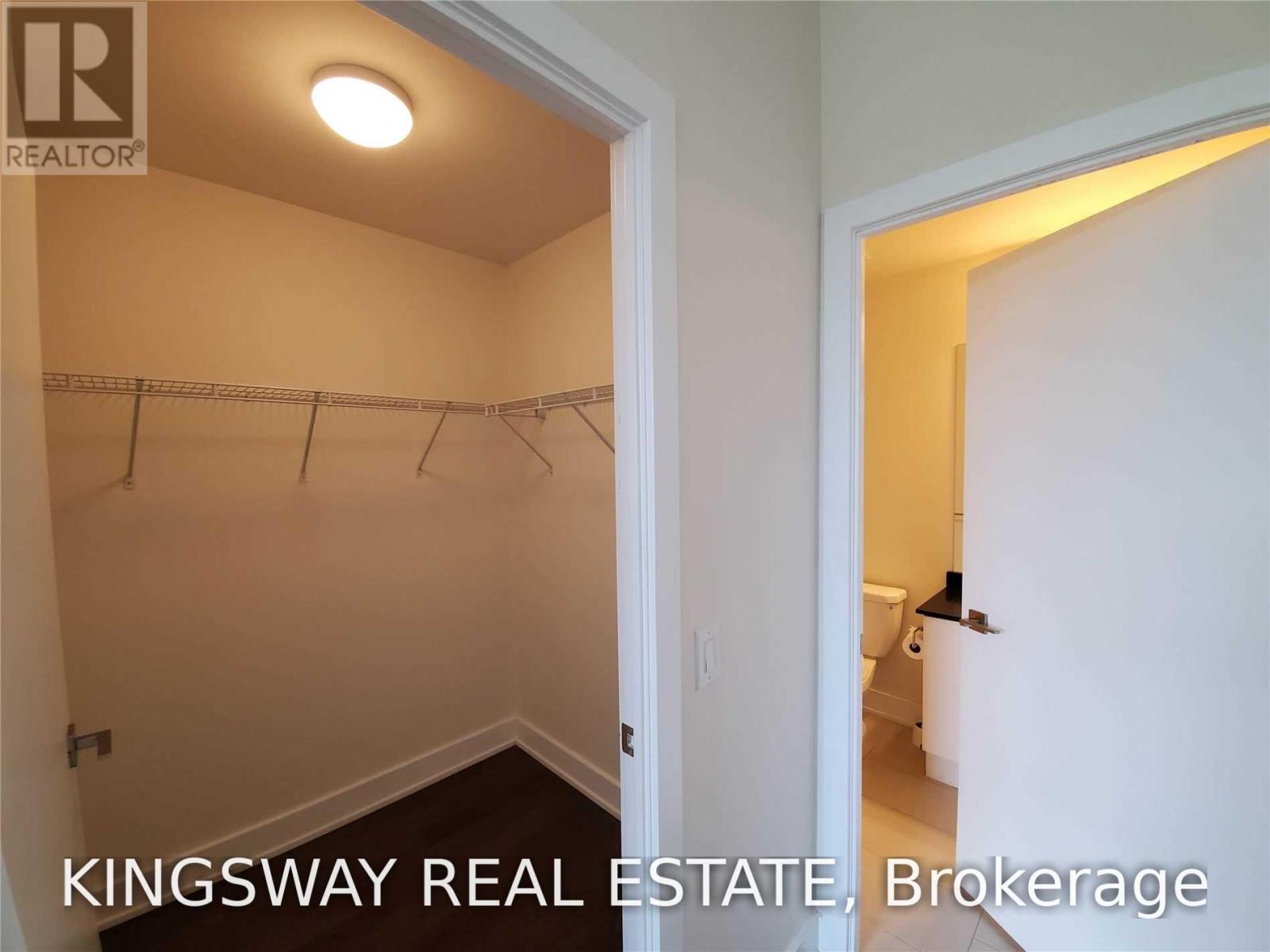 Th3 - 4011 Brickstone Mews, Mississauga, Ontario  L5B 0J7 - Photo 10 - W13627880