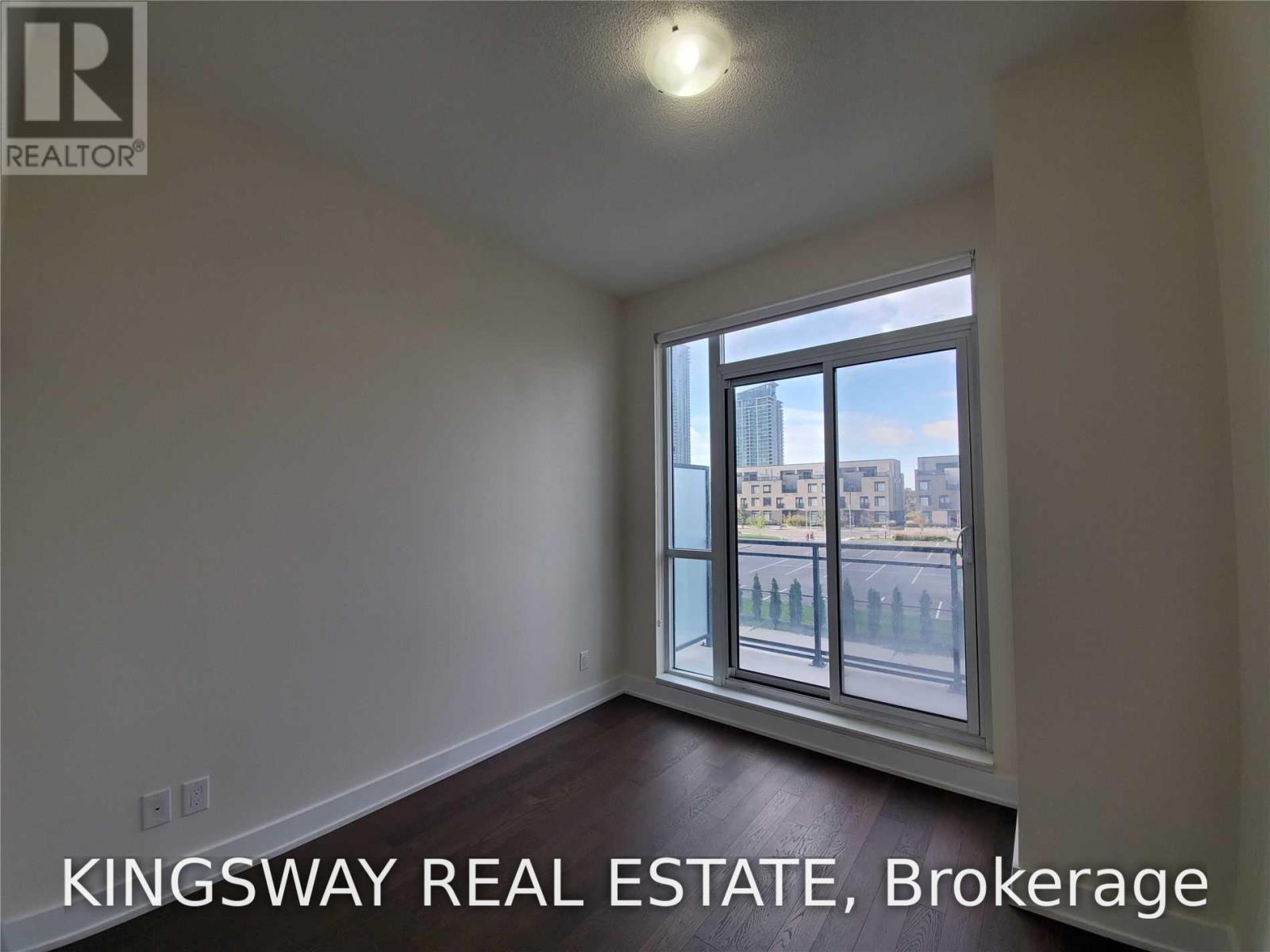Th3 - 4011 Brickstone Mews, Mississauga, Ontario  L5B 0J7 - Photo 8 - W13627880
