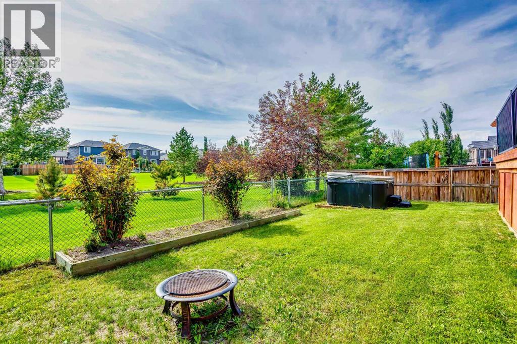 1925 Luxstone Park SW, Airdrie, Alberta  T4B 3B5 - Photo 39 - A2328960