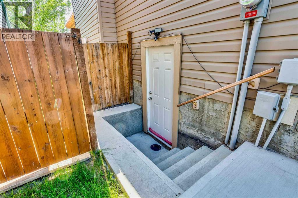 1925 Luxstone Park SW, Airdrie, Alberta  T4B 3B5 - Photo 45 - A2328960