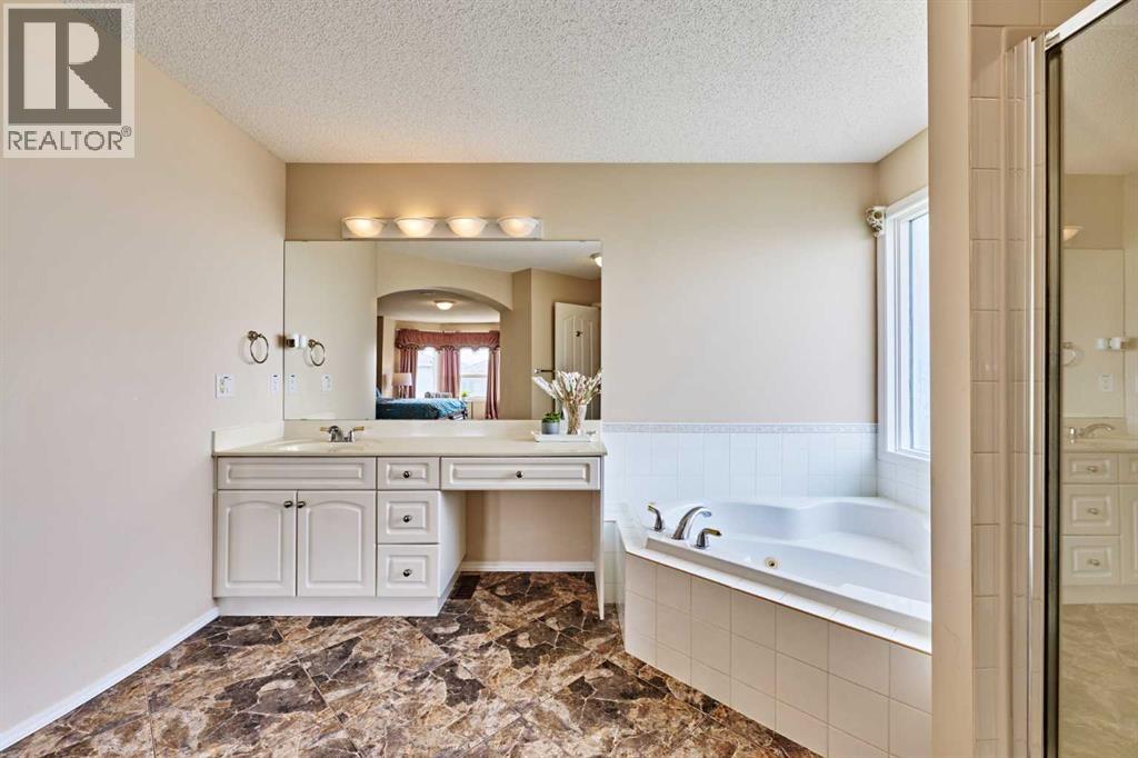 46 Hampstead Manor NW, Calgary, Alberta  T3A 6A2 - Photo 31 - A2331646