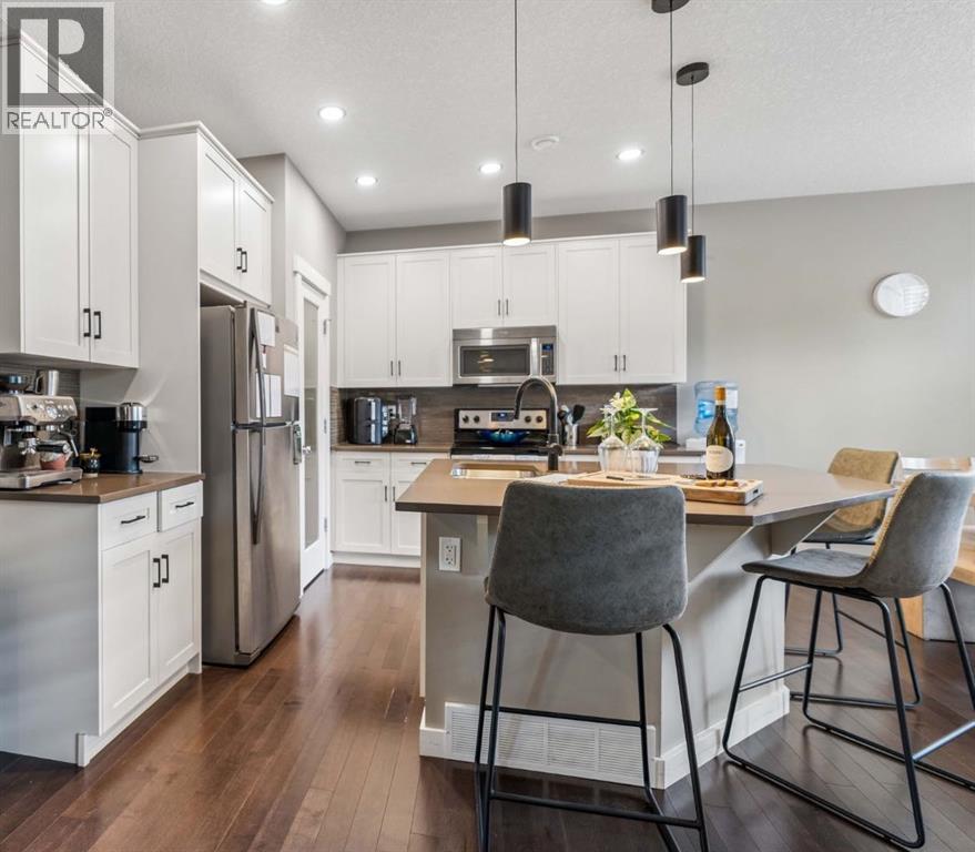 144 Sunrise View, Cochrane, Alberta  T4C 0T7 - Photo 5 - A2316754