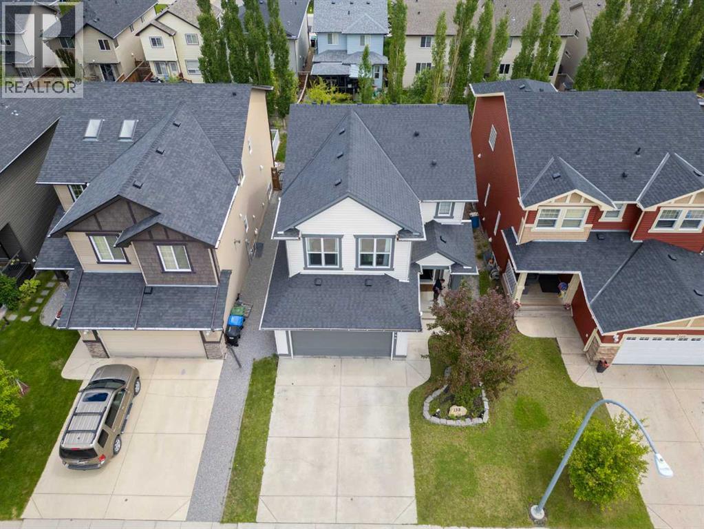 158 Silverado Bank Circle SW, Calgary, Alberta  T2X 0L1 - Photo 4 - A2317855