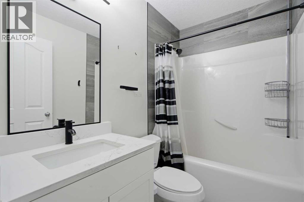 158 Silverado Bank Circle SW, Calgary, Alberta  T2X 0L1 - Photo 26 - A2317855