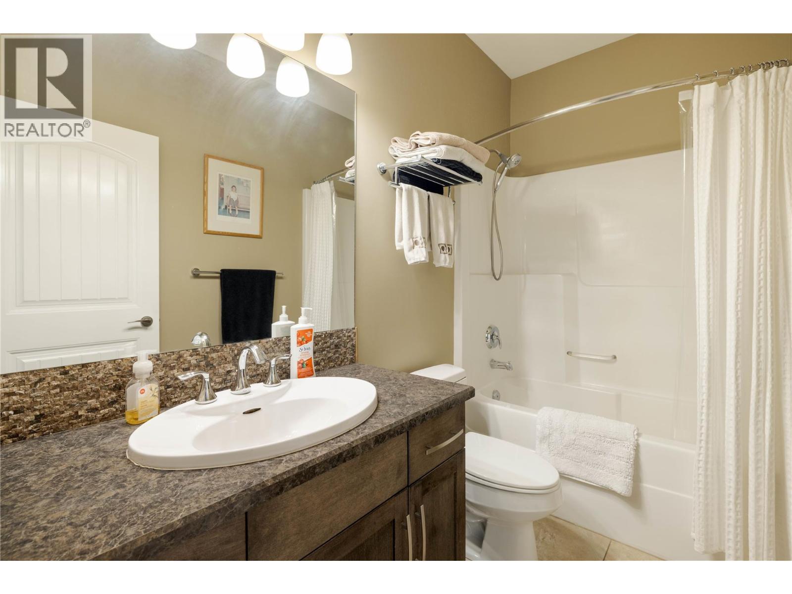 927 Mt. Grady Close, Vernon, British Columbia  V1B 4B6 - Photo 23 - 10396308