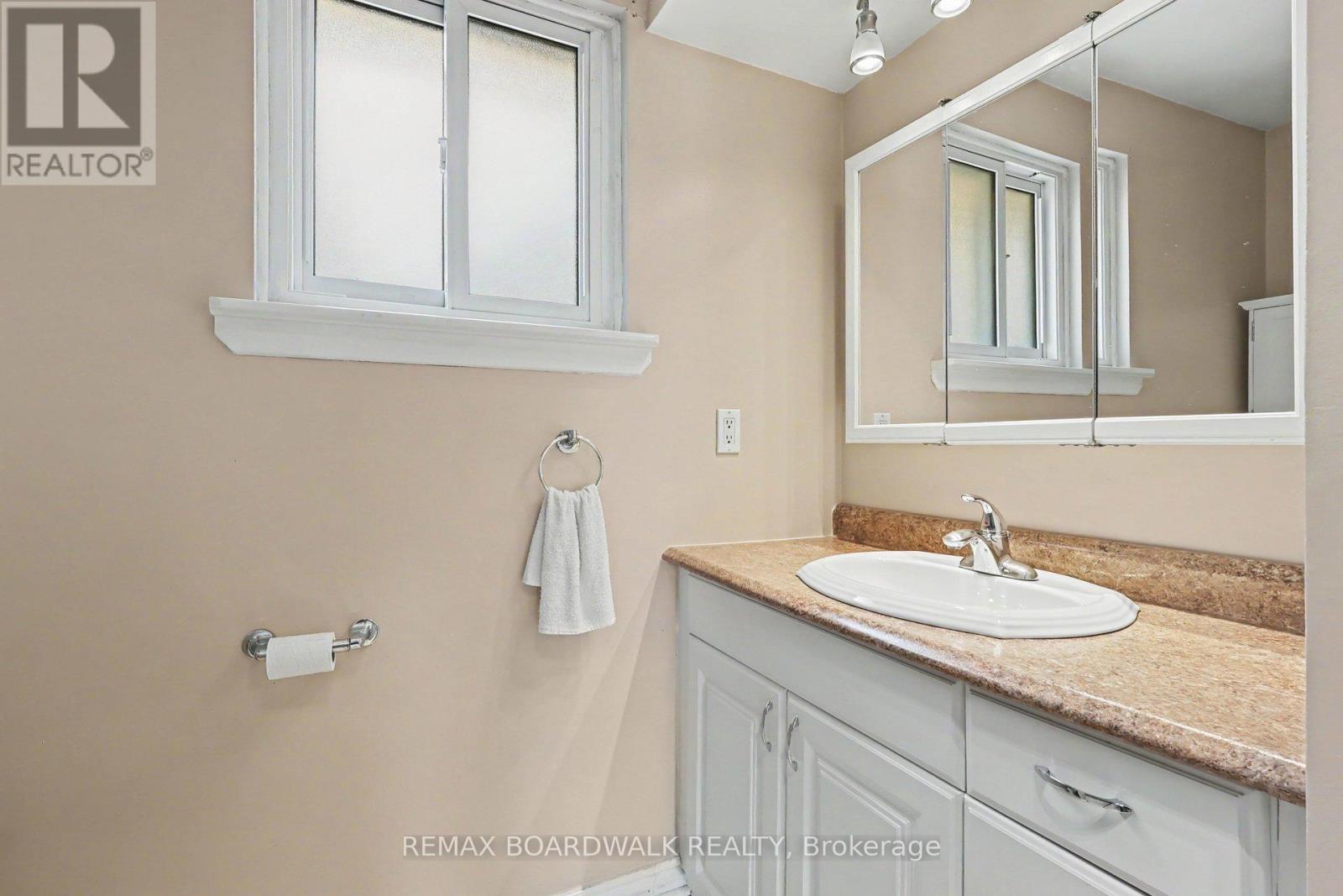 329 Pintail Terrace, Ottawa, Ontario  K1E 1Z9 - Photo 22 - X13627892