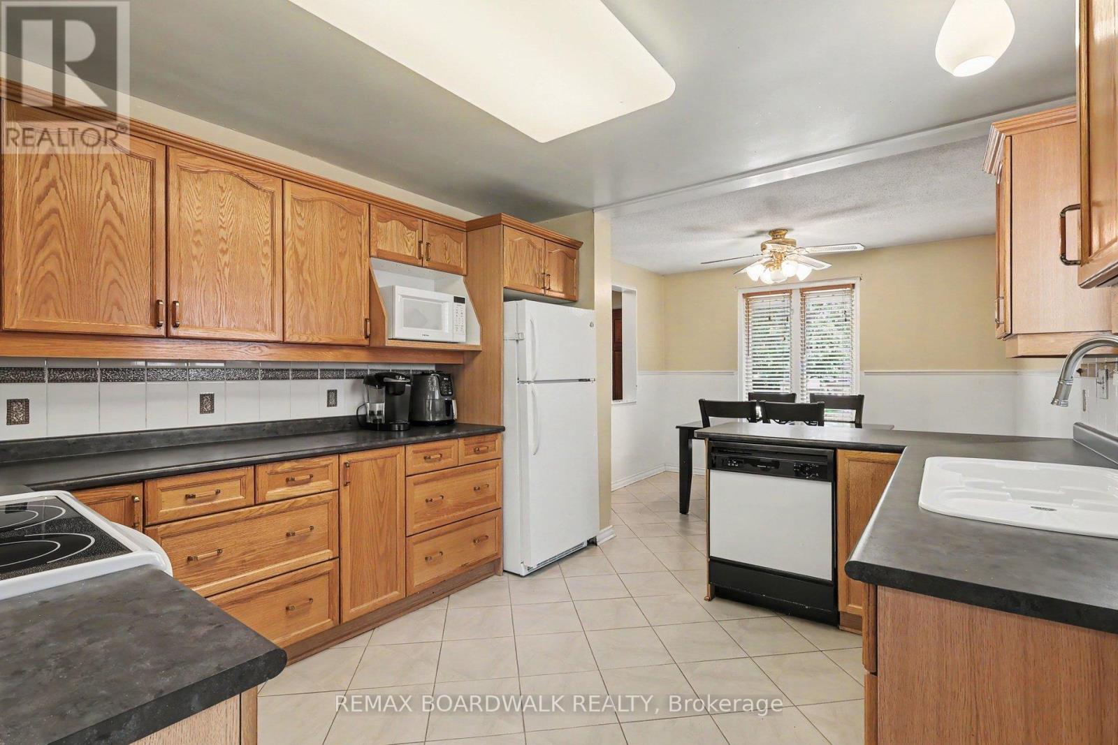 329 Pintail Terrace, Ottawa, Ontario  K1E 1Z9 - Photo 7 - X13627892