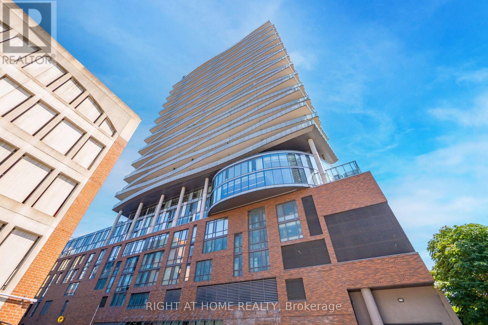 1604 - 1 MARKET STREET, Toronto, Ontario