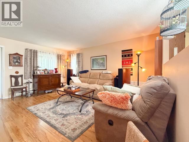142 Rainbow Road, Whitehorse, Yukon  Y1A 5K1 - Photo 7 - 17569
