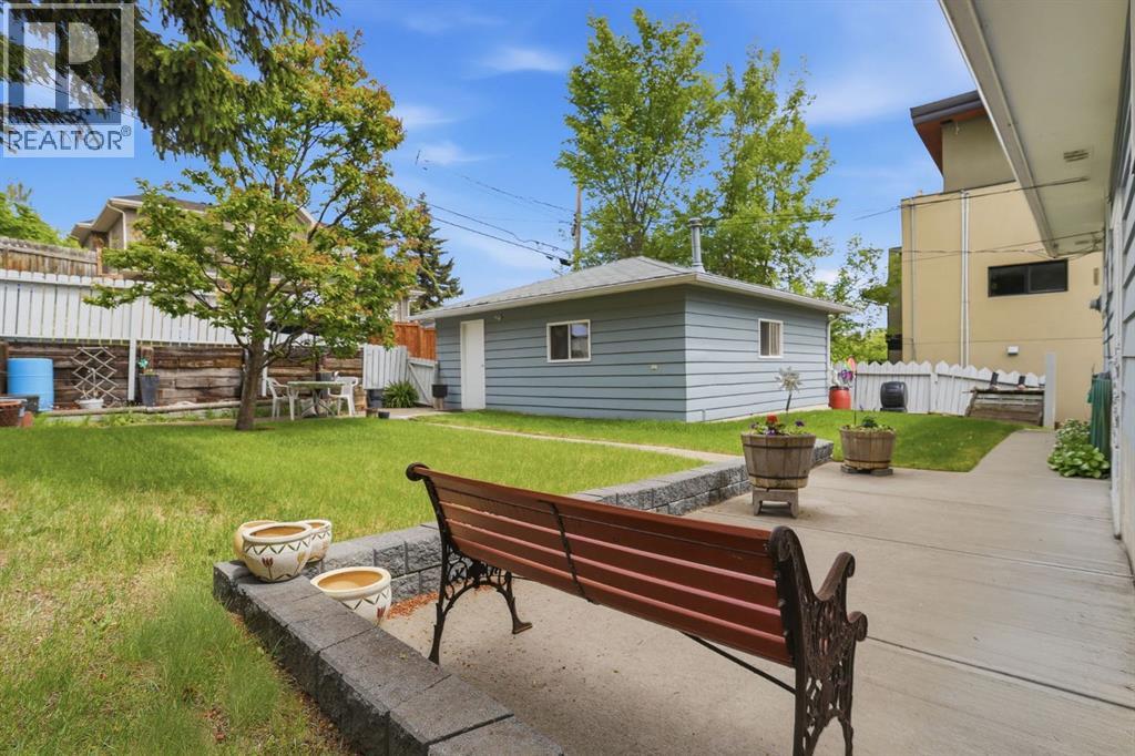 908 30 Avenue NW, Calgary, Alberta  T2K 0A1 - Photo 33 - A2332469
