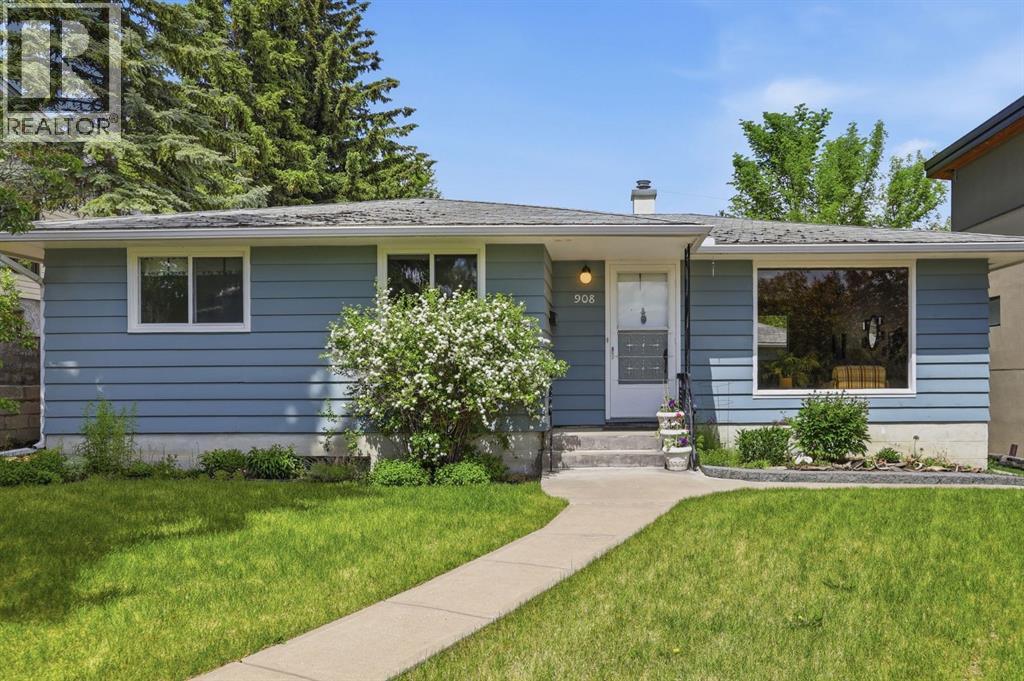 908 30 Avenue NW, Calgary, Alberta  T2K 0A1 - Photo 3 - A2332469