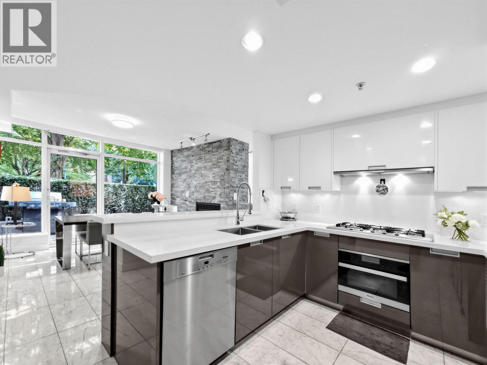 1211 W Cordova Street, Vancouver, British Columbia  V6C 3P9 - Photo 12 - R3151100