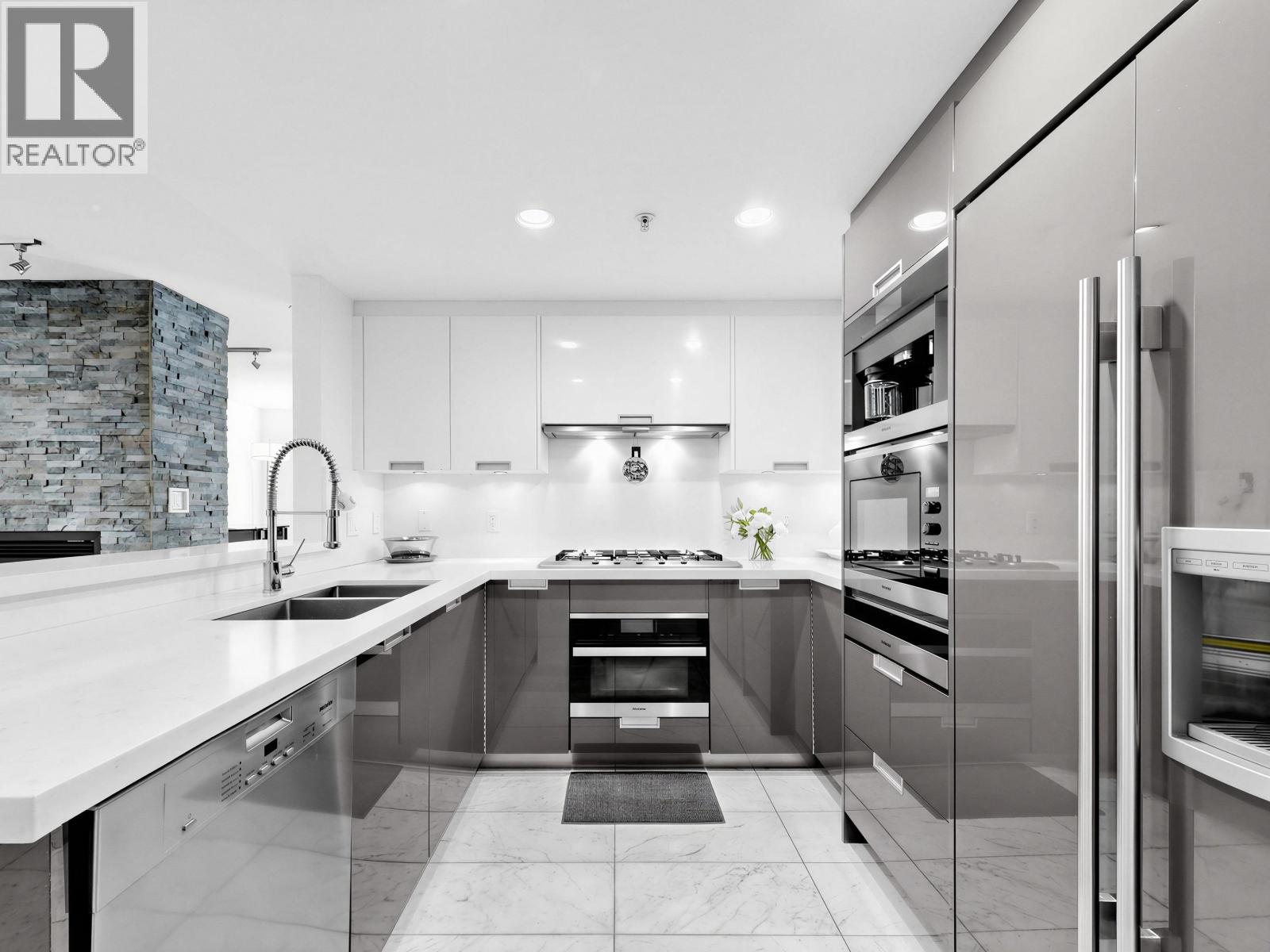 1211 W Cordova Street, Vancouver, British Columbia  V6C 3P9 - Photo 11 - R3151100