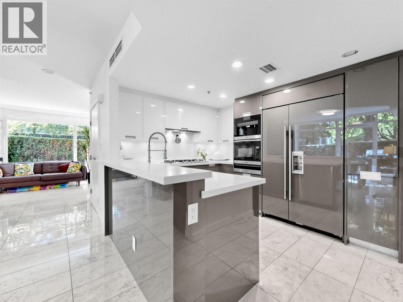 1211 W Cordova Street, Vancouver, British Columbia  V6C 3P9 - Photo 10 - R3151100