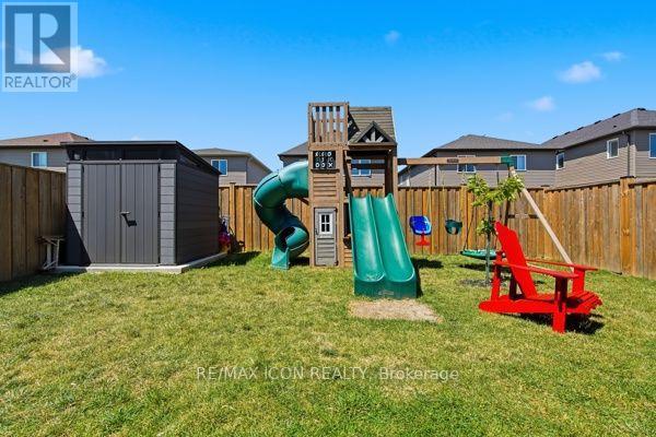 3053 Heardcreek Trail, London North, Ontario  N6G 2S7 - Photo 37 - X13627966
