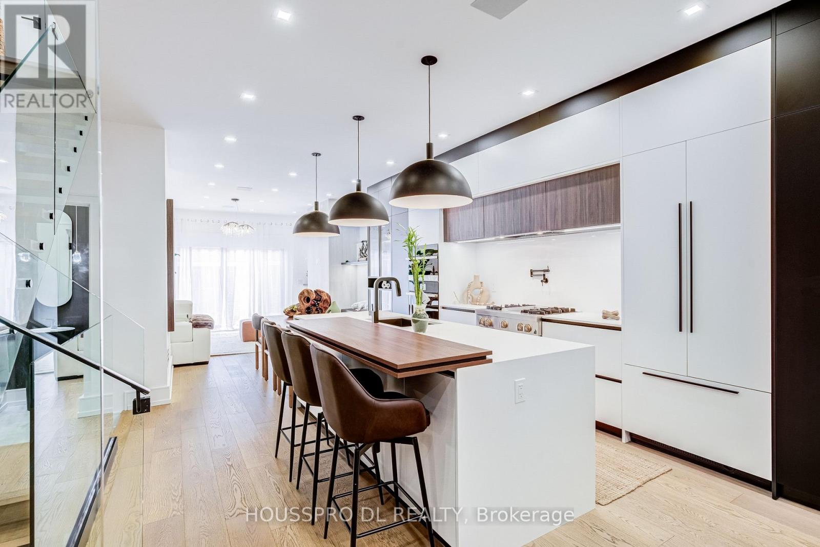 82 Major Street, Toronto, Ontario  M5S 2L1 - Photo 9 - C13627952