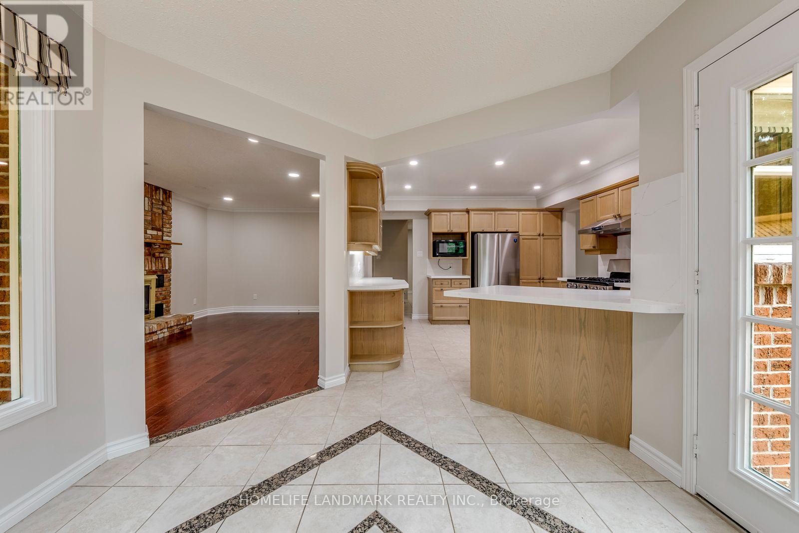 67 Cudmore Road, Oakville, Ontario  L6L 2Y4 - Photo 13 - W13523378