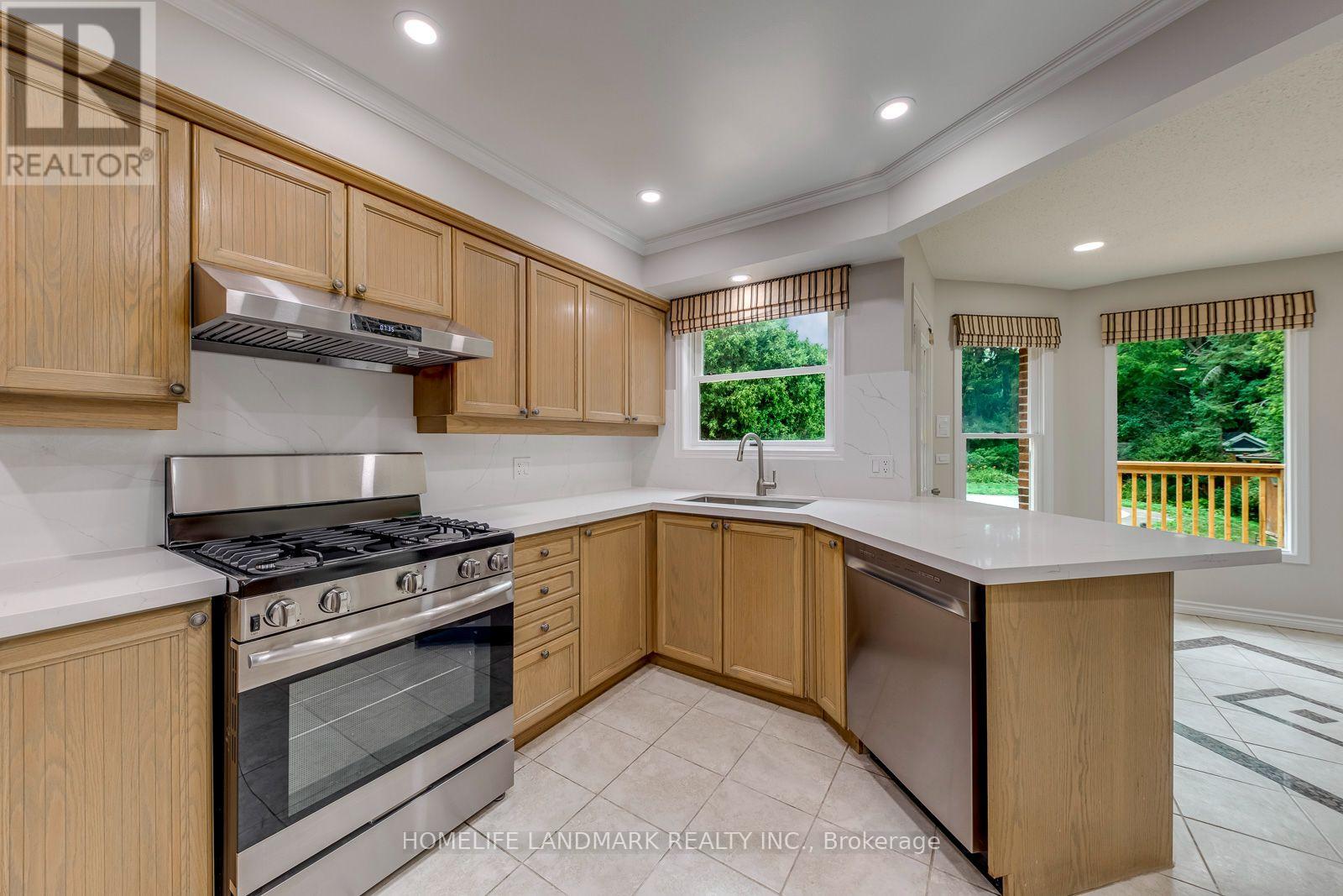67 Cudmore Road, Oakville, Ontario  L6L 2Y4 - Photo 18 - W13523378
