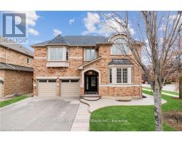 2384 PARKGLEN AVENUE, Oakville, Ontario