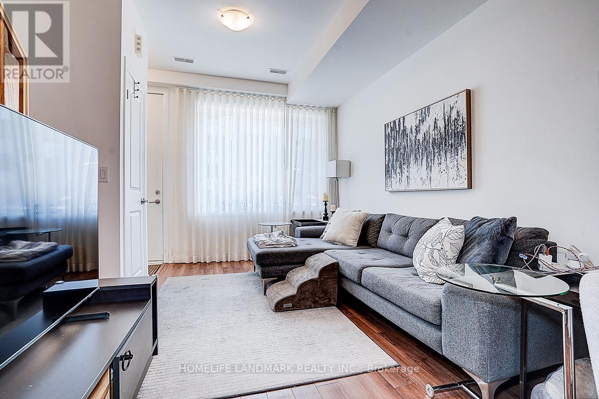 160 William Duncan Road, Toronto, Ontario  M3K 0C1 - Photo 3 - W13627970