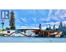 10356 Bottom Wood Lake Road, Lake Country, British Columbia