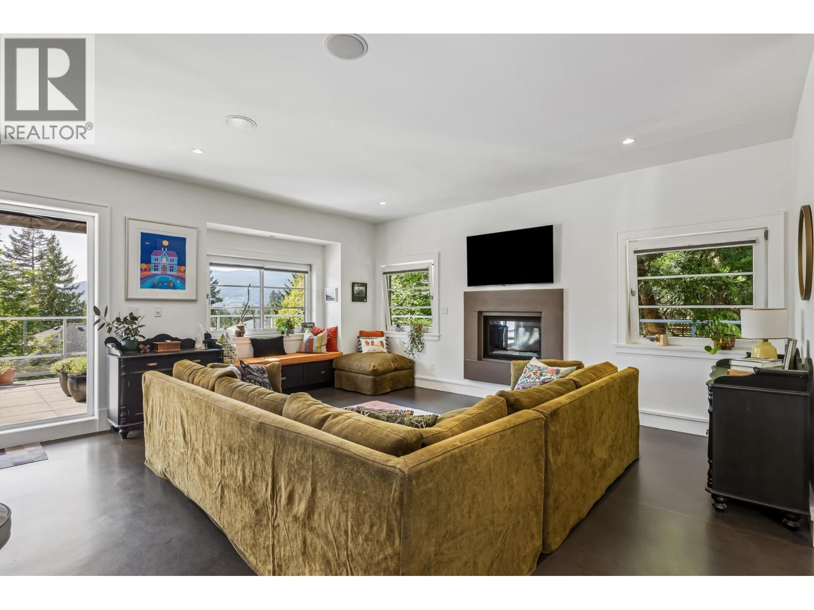 4041 Prospect Road, North Vancouver, British Columbia  V7N 3L6 - Photo 3 - R3126980