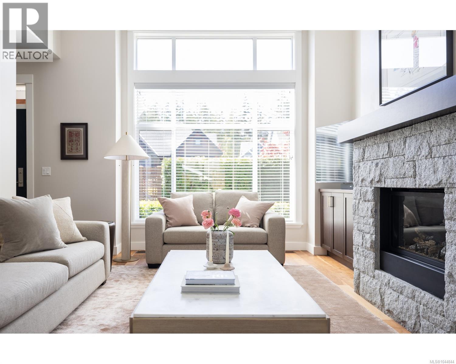 749 WEST RIDGE Way, Qualicum Beach, British Columbia