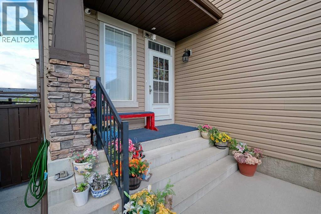 247 Pantego Way NW, Calgary, Alberta  T3K 0C2 - Photo 2 - A2310214