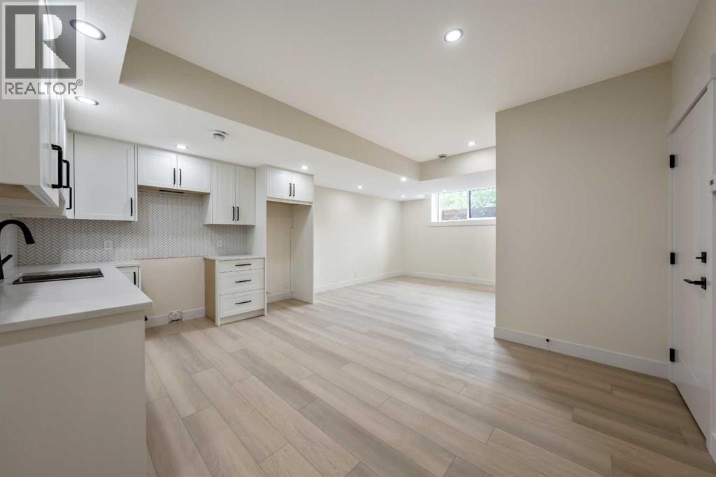 2431 23 Street NW, Calgary, Alberta  T2M 3y3 - Photo 36 - A2331113