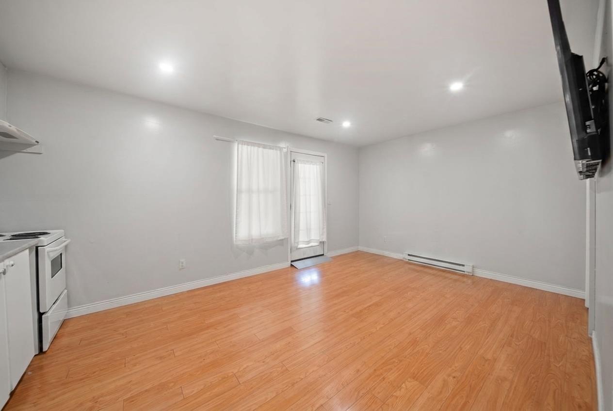 8167 Cedar Street, Mission, British Columbia  V2V 3N4 - Photo 36 - R3151487