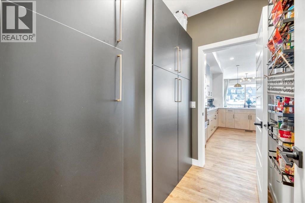 77 Versant Point SW, Calgary, Alberta  T2Z 0Z5 - Photo 18 - A2333907