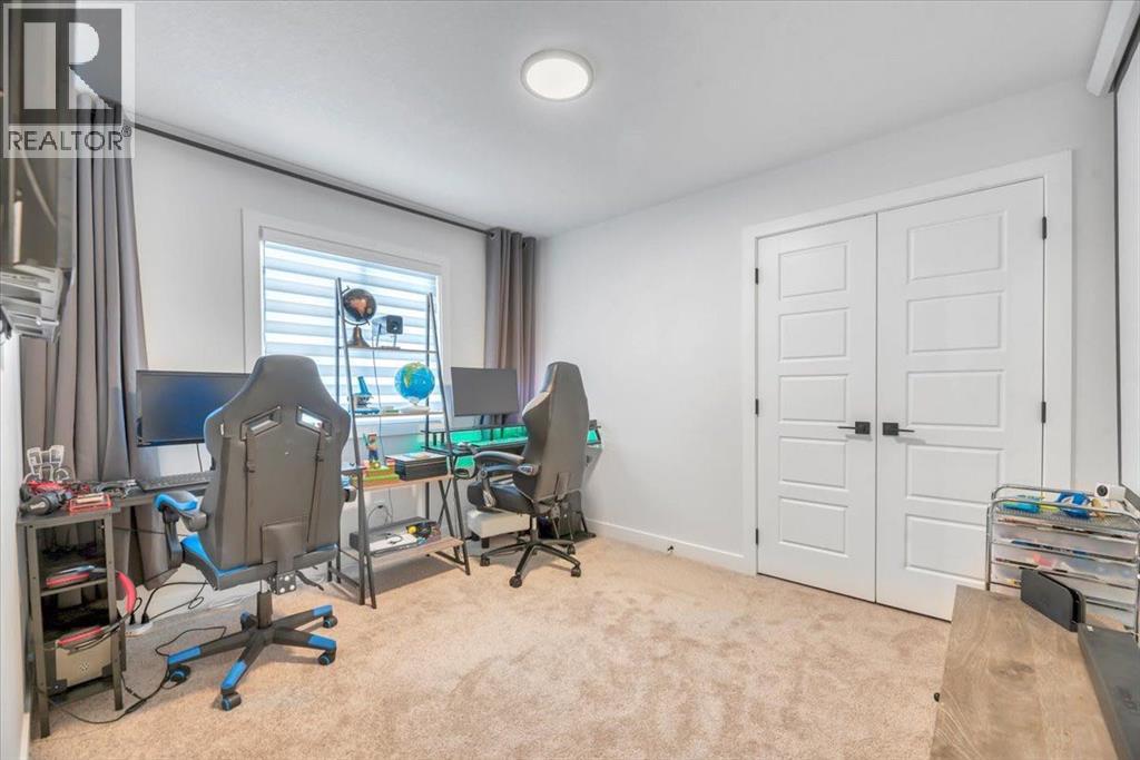 77 Versant Point SW, Calgary, Alberta  T2Z 0Z5 - Photo 31 - A2333907