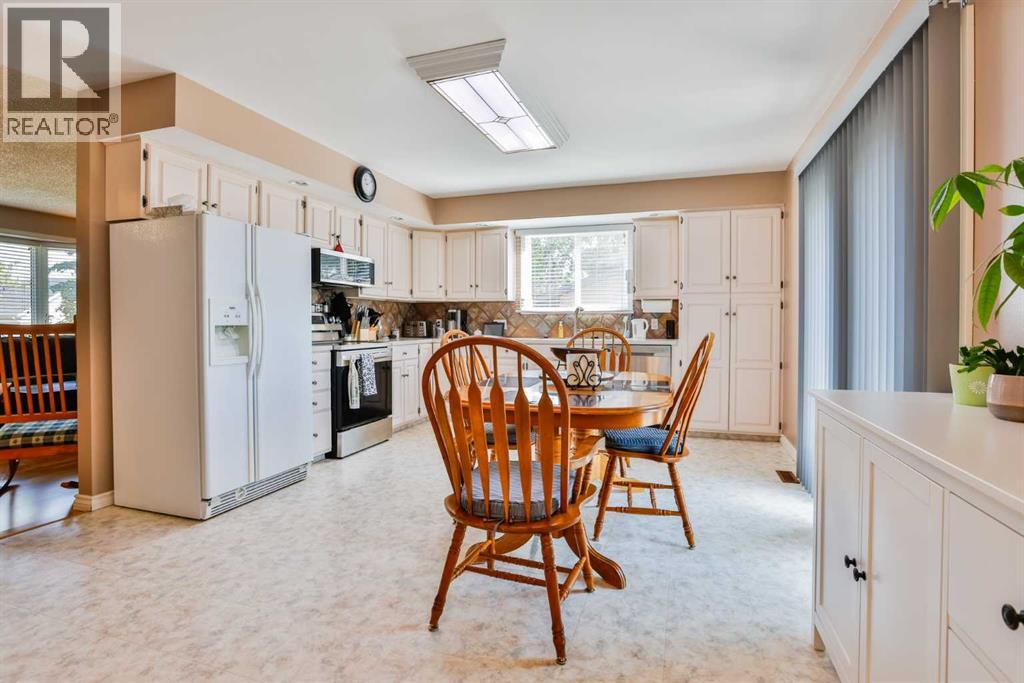425 Cottonwood Drive, Vulcan, Alberta  T0L 2B0 - Photo 18 - A2333580