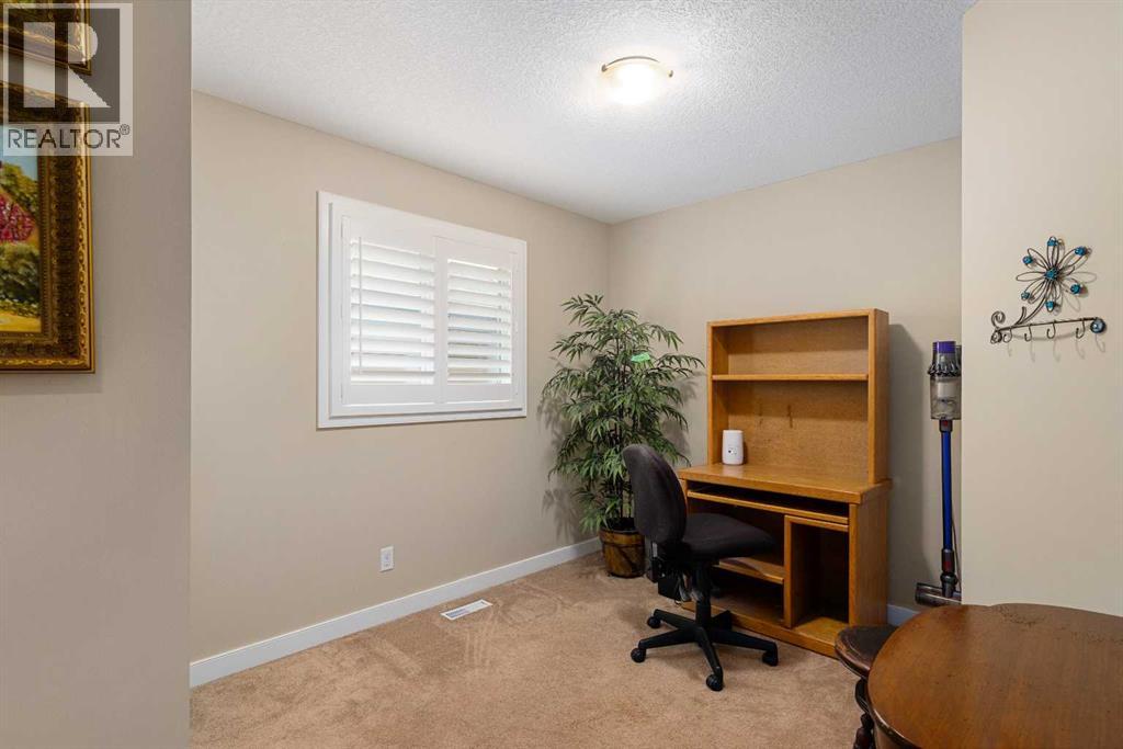 2478 Ravenswood View SE, Airdrie, Alberta  T4A 0A8 - Photo 20 - A2331912